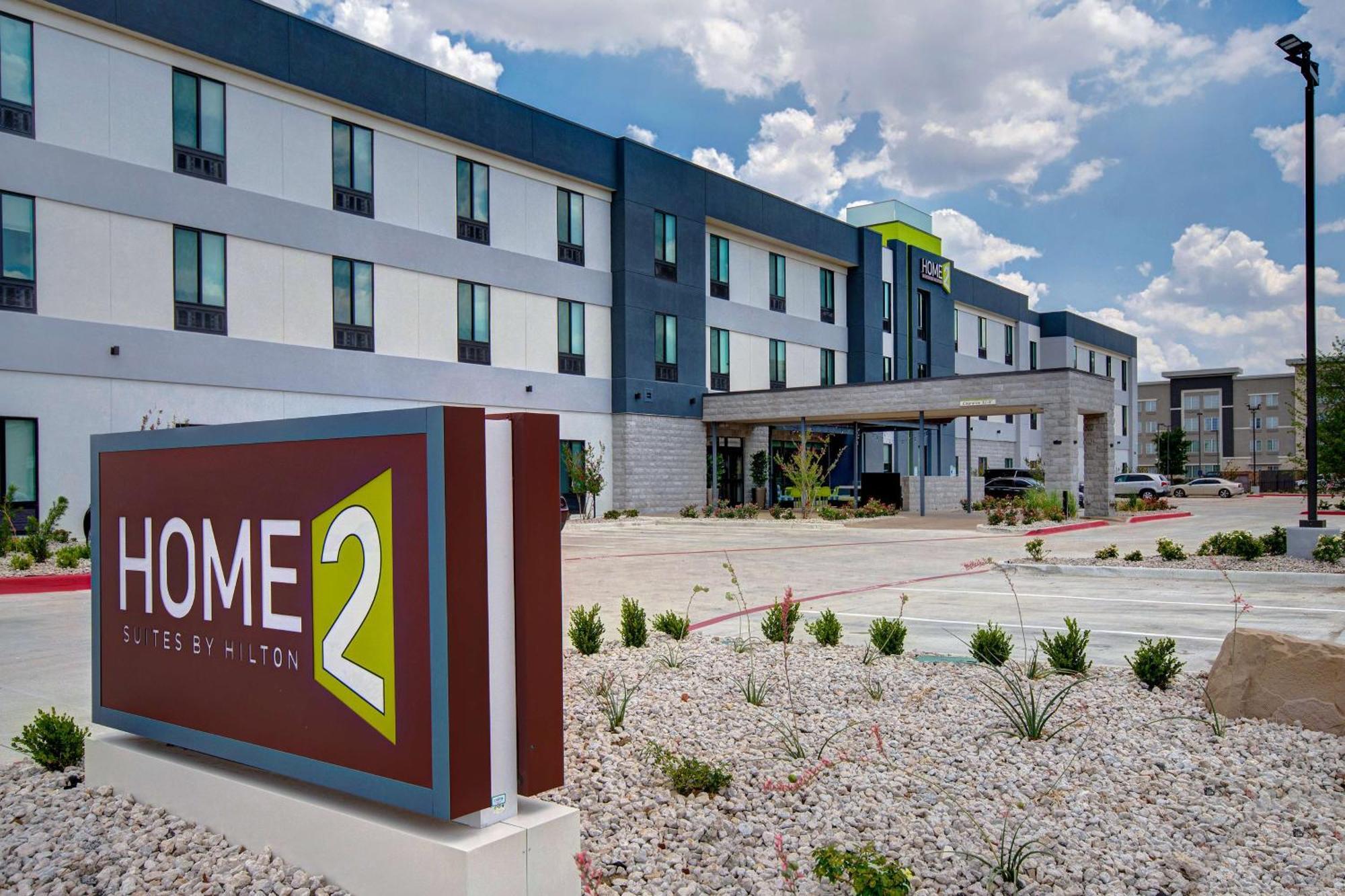 Home2 Suites By Hilton Burleson Exteriér fotografie